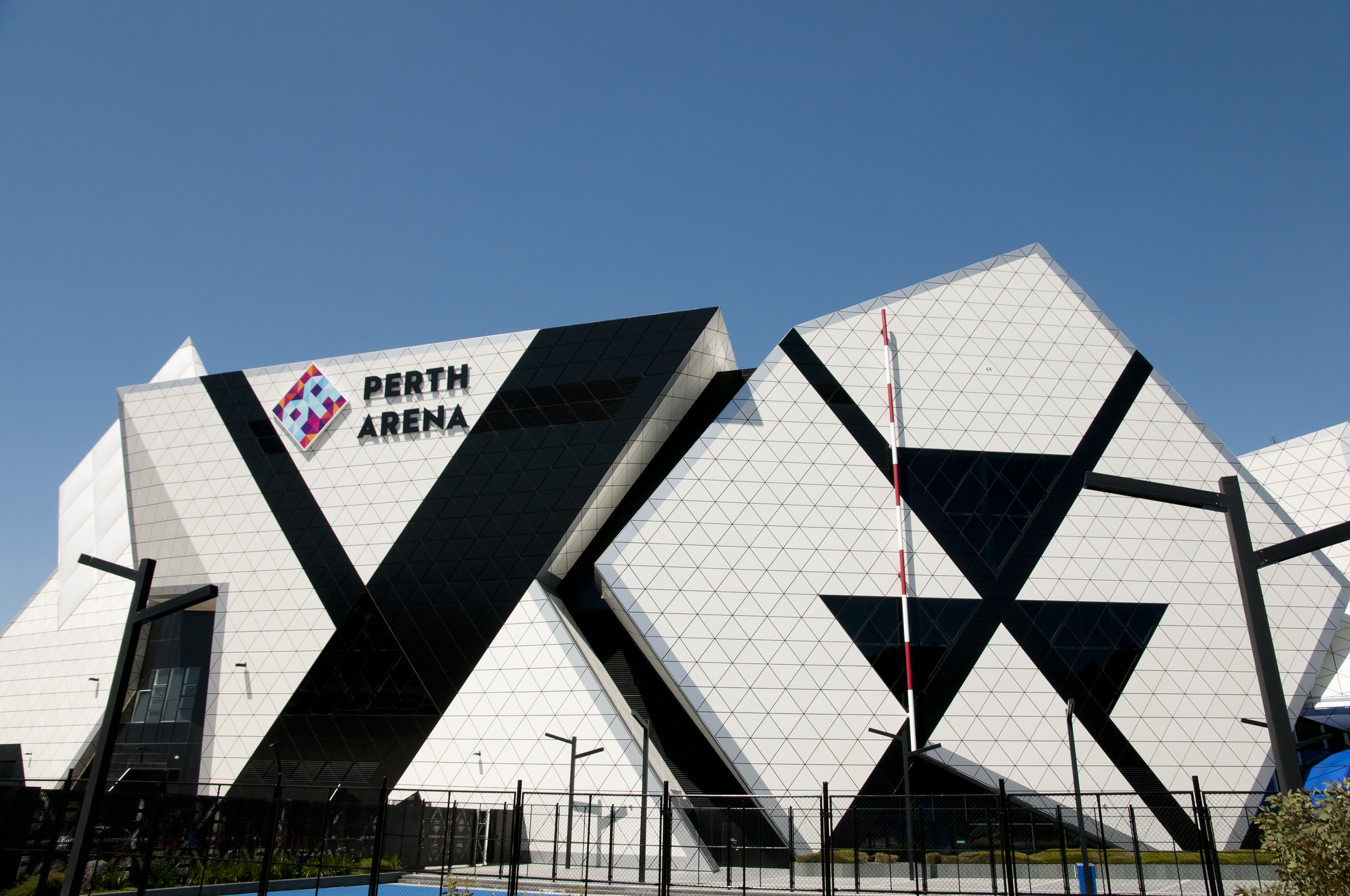 La detección de cargas garantiza un acceso más seguro al Perth Arena