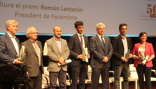 世界传感公司荣获"Premi Connexió"奖。