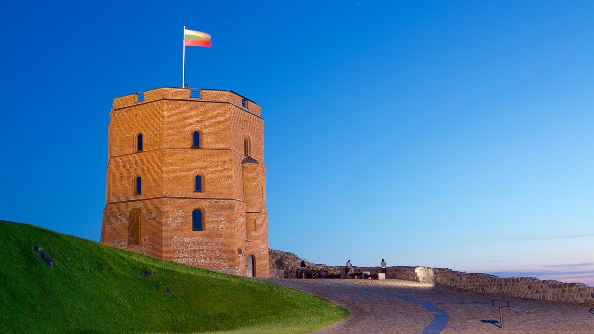 Monitorización de la inclinación de la Torre de Gediminas en Lituania -  WorldsensingWorldsensing