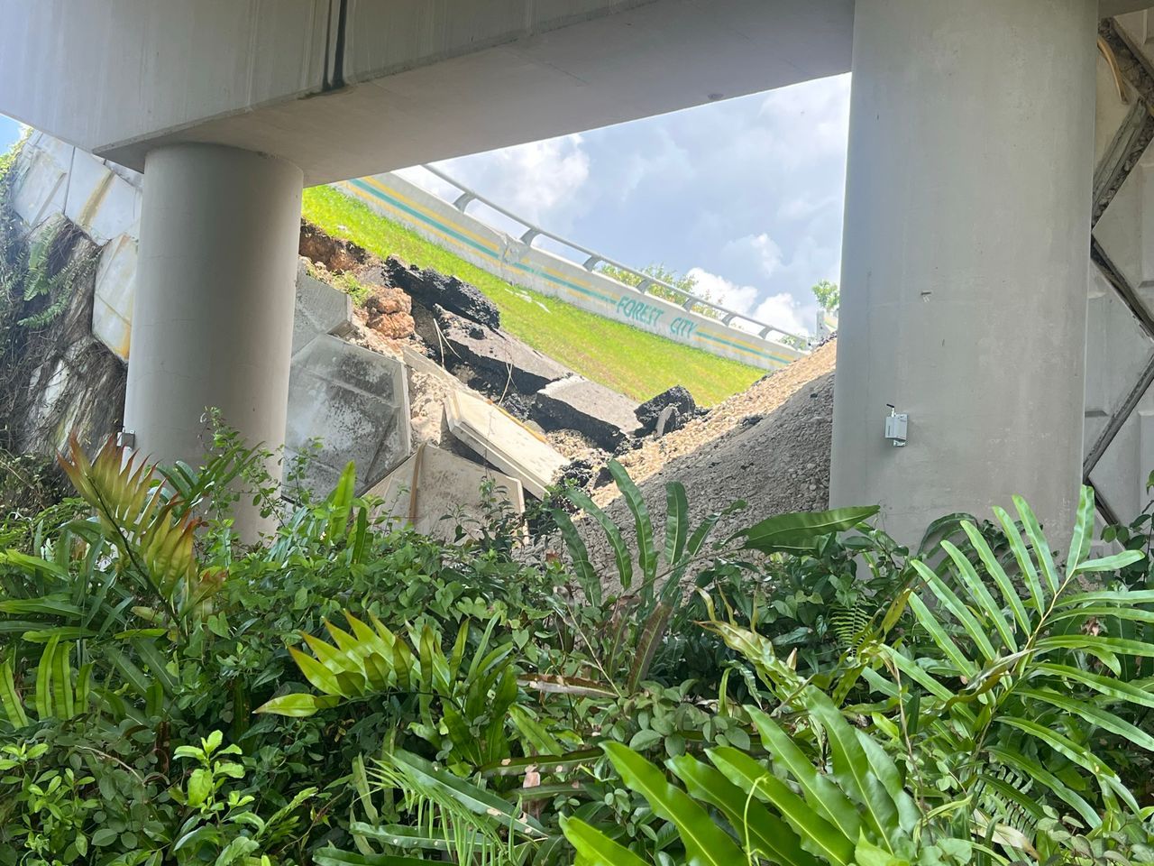 How remote monitoring helped prevent casualties in a bridge collapse in ...