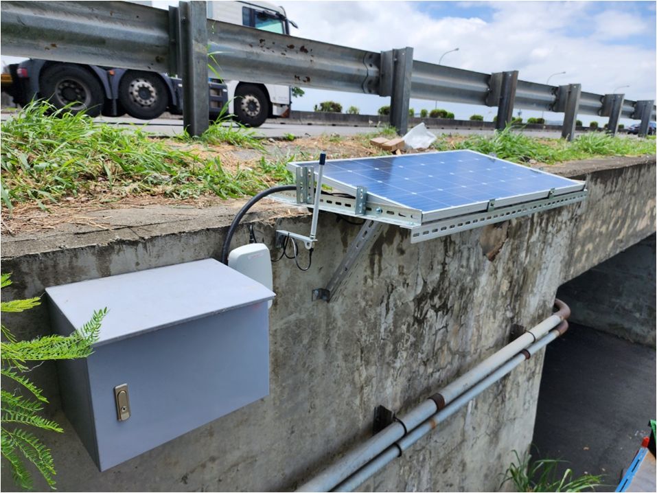 Detecting subtle slope angle variations on Taiwan National Freeway No.3