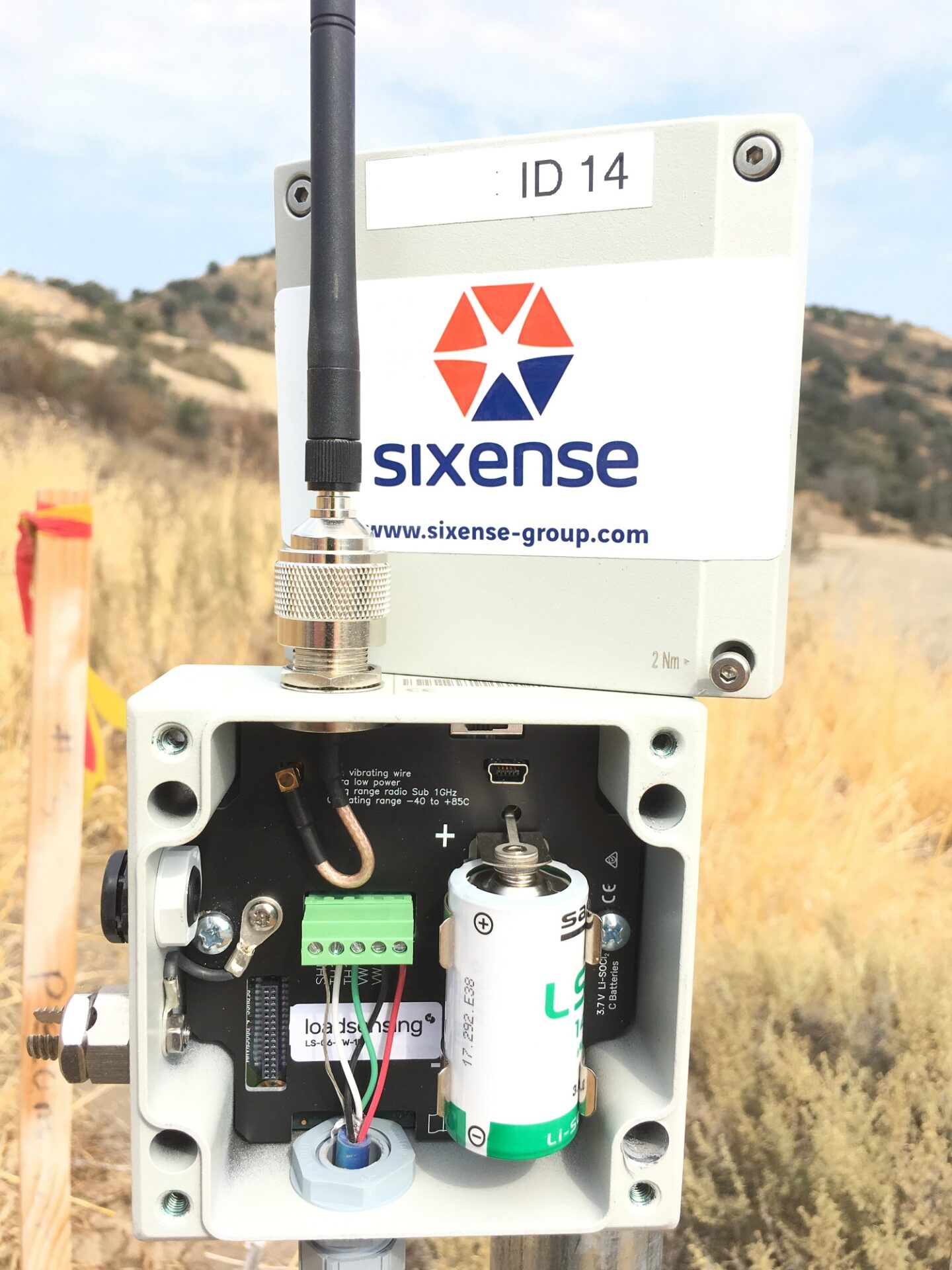 How long-range, wireless technology helps monitor groundwater for a landfill project in Los Angeles