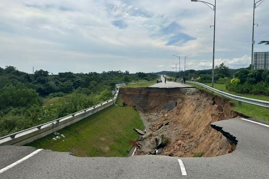 Cómo el monitoreo remoto ayudó a prevenir víctimas en el colapso de un puente en Johor, Malasia