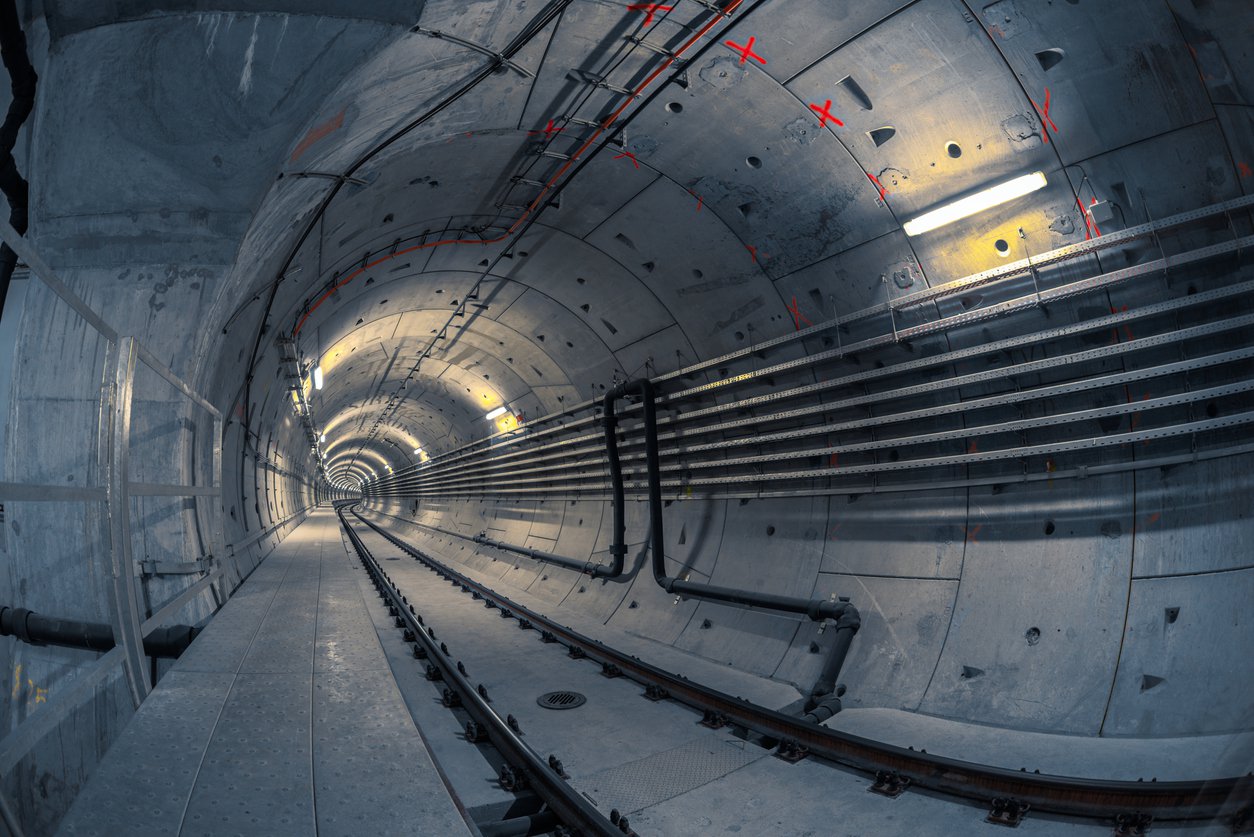 Tunnel monitoring with LoRa star technology: your queries answered