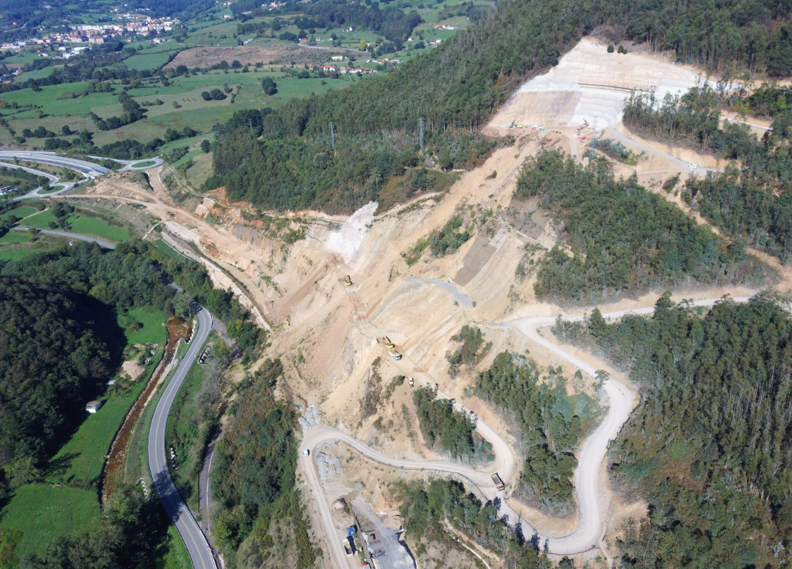 Auscultación automatizada para mejorar la gestión de riesgos en la construcción de una autovía